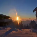 Wofahanslhof 아파트 *